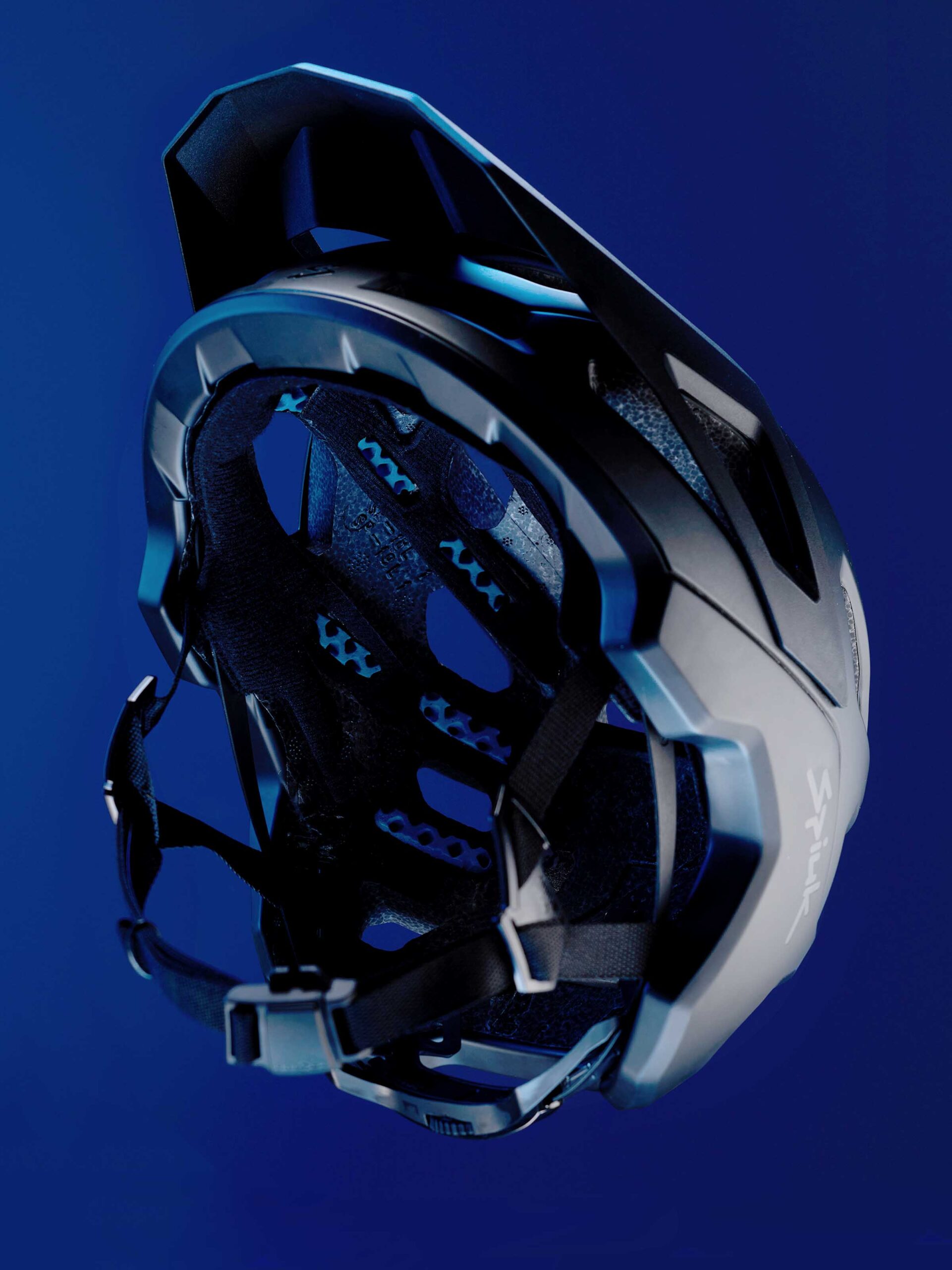 Casco TRAZER ERT® NEGRO MATE - Spiuk