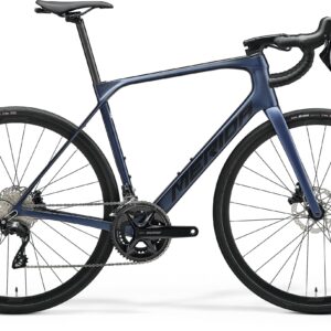 MERIDA SCULTURA ENDURANCE 4000 2025 en color BLUE, vista lateral de la bicicleta completa
