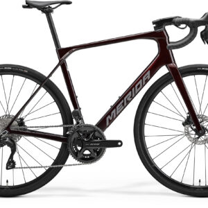 MERIDA SCULTURA ENDURANCE 5000 2027 en color PASSION RED, vista lateral completa